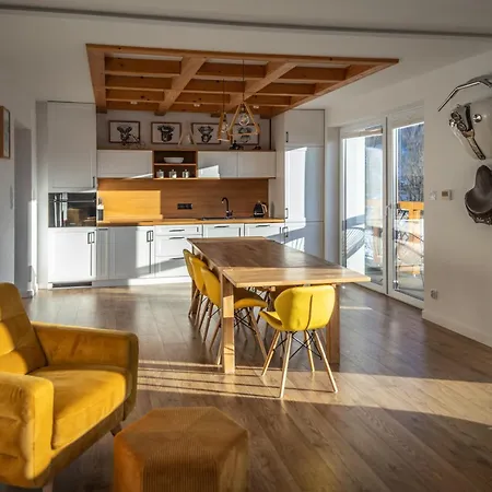 Harley Family Apartment